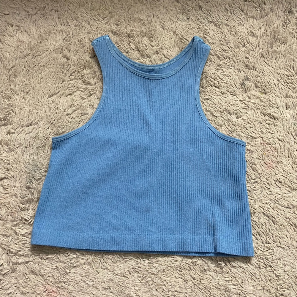 blue stretchy top